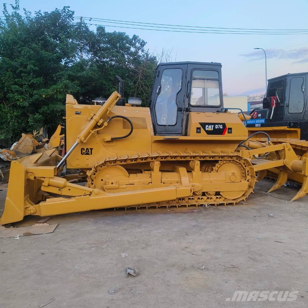 CAT D 7 R Buldožerji goseničarji