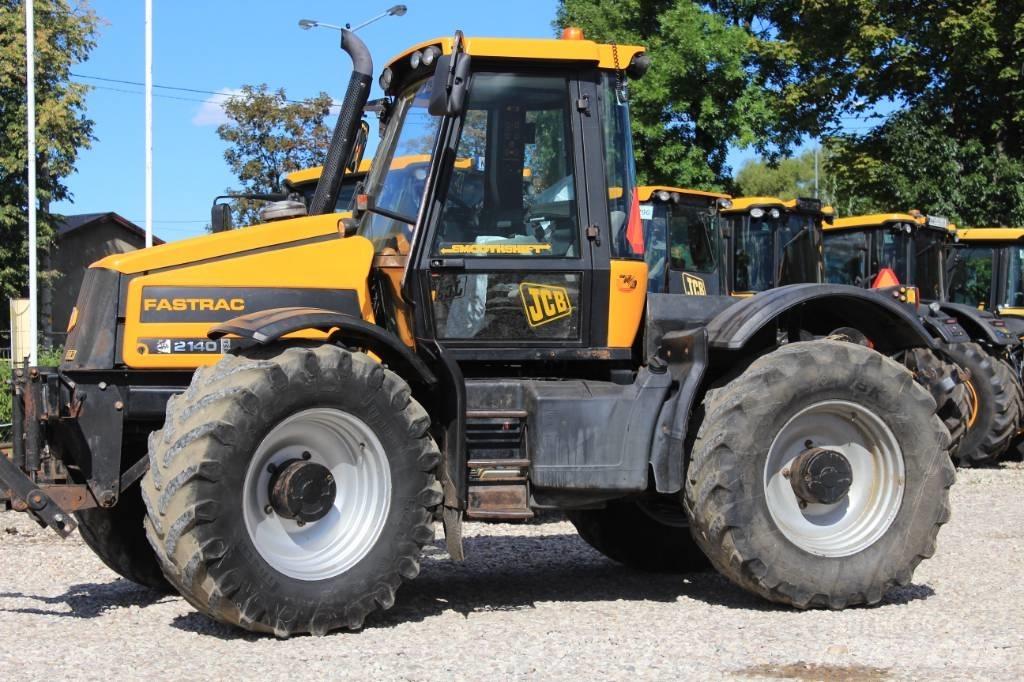 JCB Fastrac 2140 Traktorji