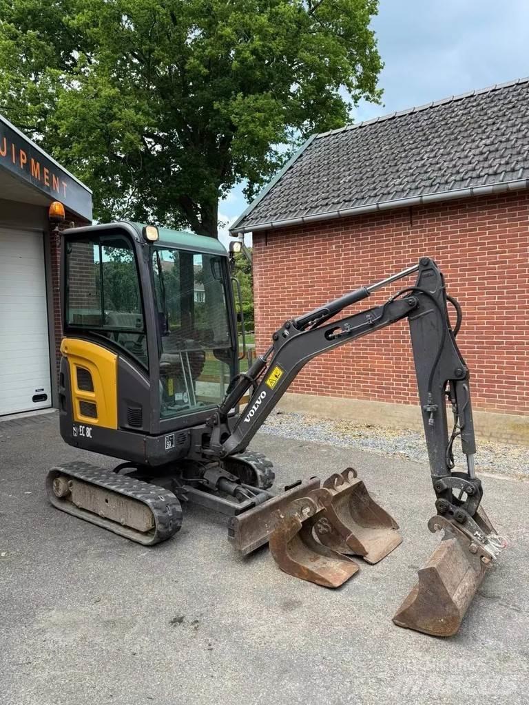 Volvo EC 18 C Mini bagri <7t