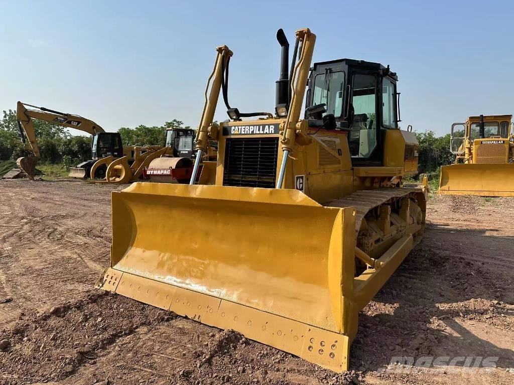 CAT D 6 G Buldožerji goseničarji