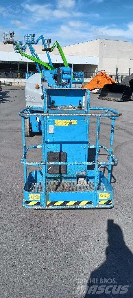 GENIE Z-40/23N RJ Zglobne dvižne ploščadi