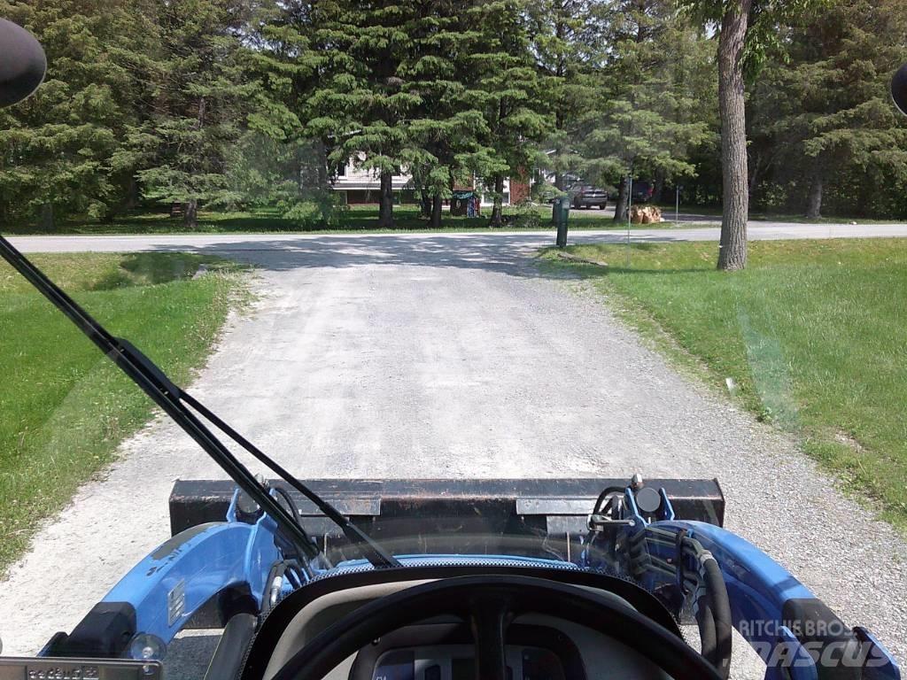 New Holland 3050 Traktorji