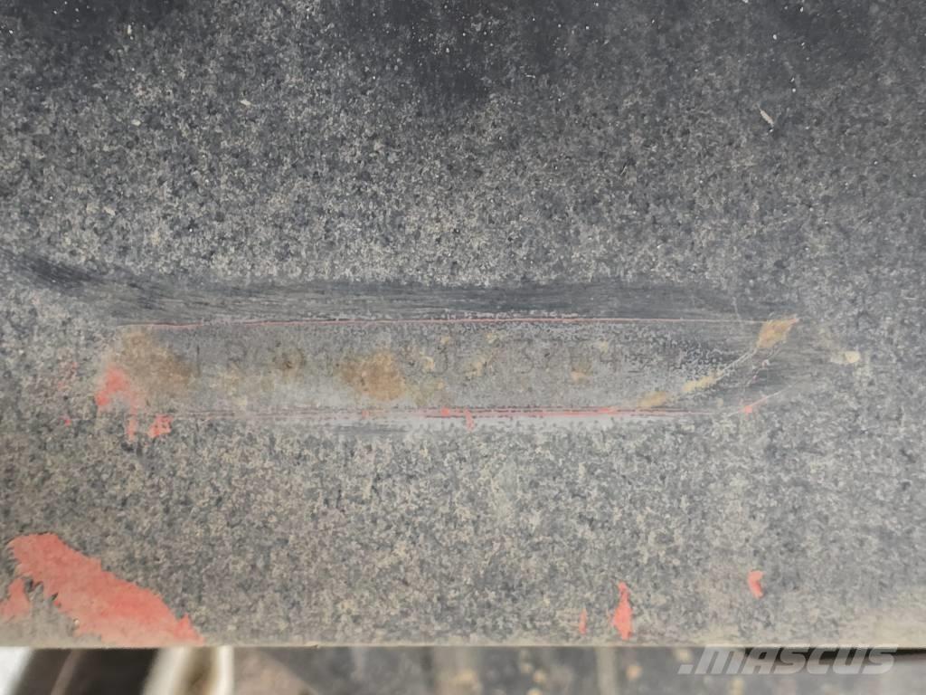 DAF XF 95.480 Tovornjaki s kesonom/platojem