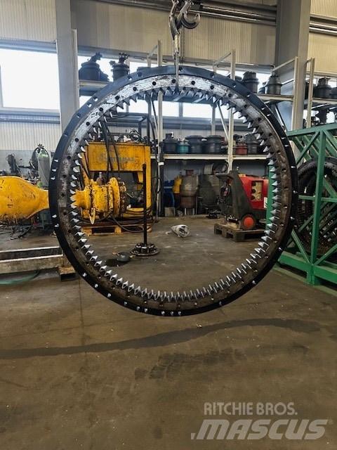 CAT 312 E BEARING Podvozje in vzmetenje