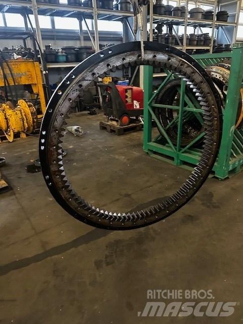 CAT 312 E BEARING Podvozje in vzmetenje