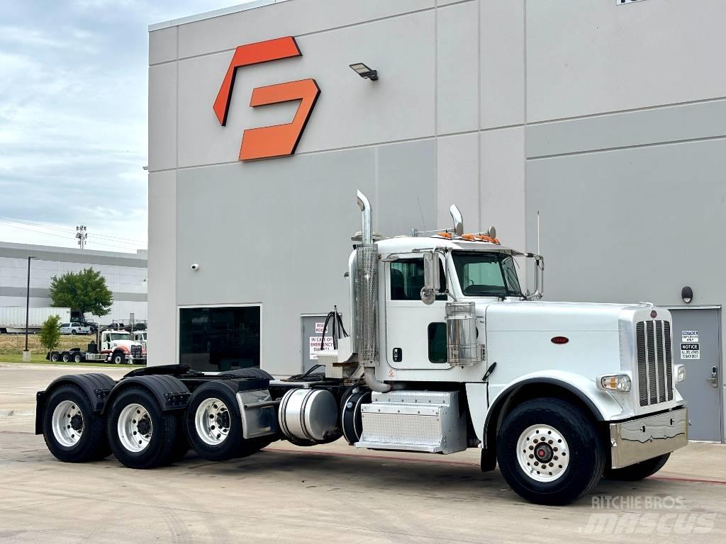 Peterbilt 388 Vlačilci