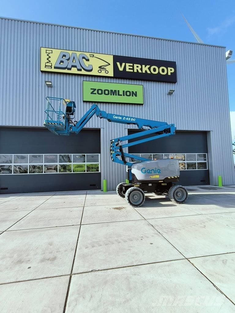 Genie Z 45 DC Zglobne dvižne ploščadi