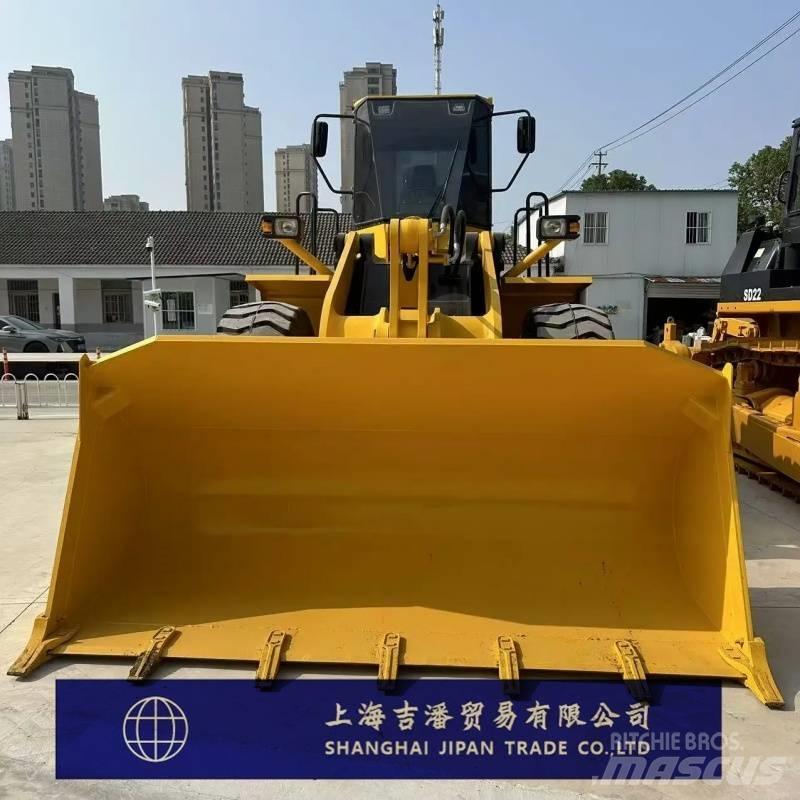 Komatsu WA 380 Kolesni nakladalci
