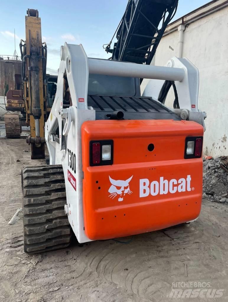 Bobcat T 300 Skid steer mini nakladalci