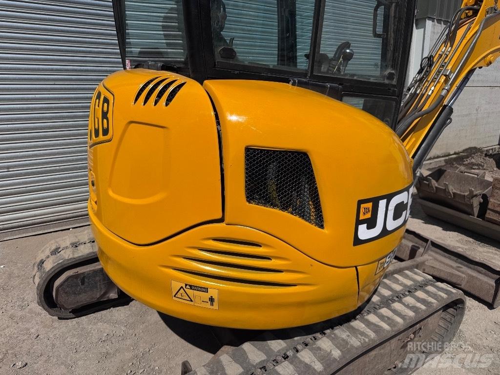 JCB 8030 ZTS Mini bagri <7t