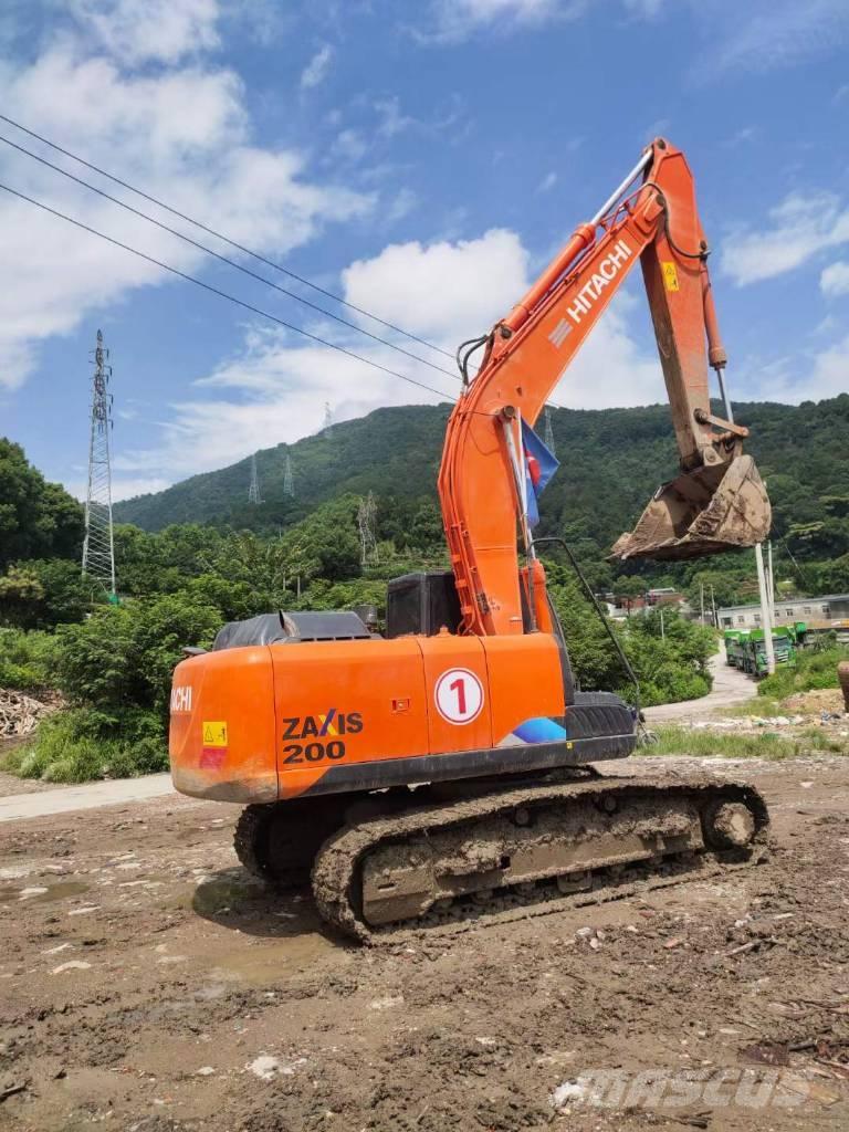 Hitachi EX 200-5 Bagri goseničarji
