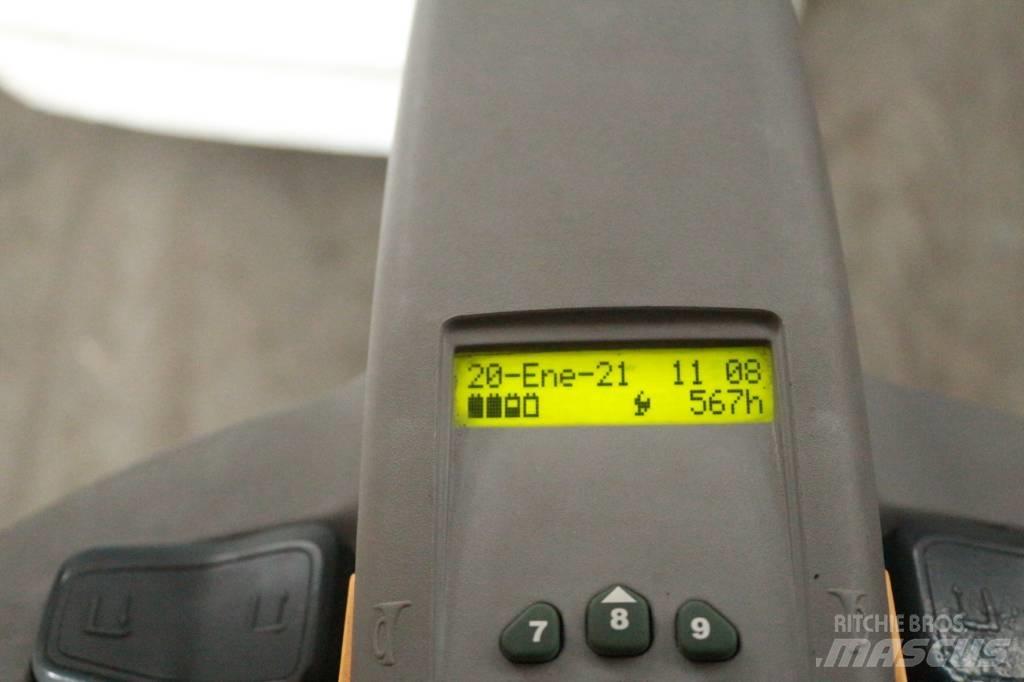 Nissan PS125 Ročni električni viličar