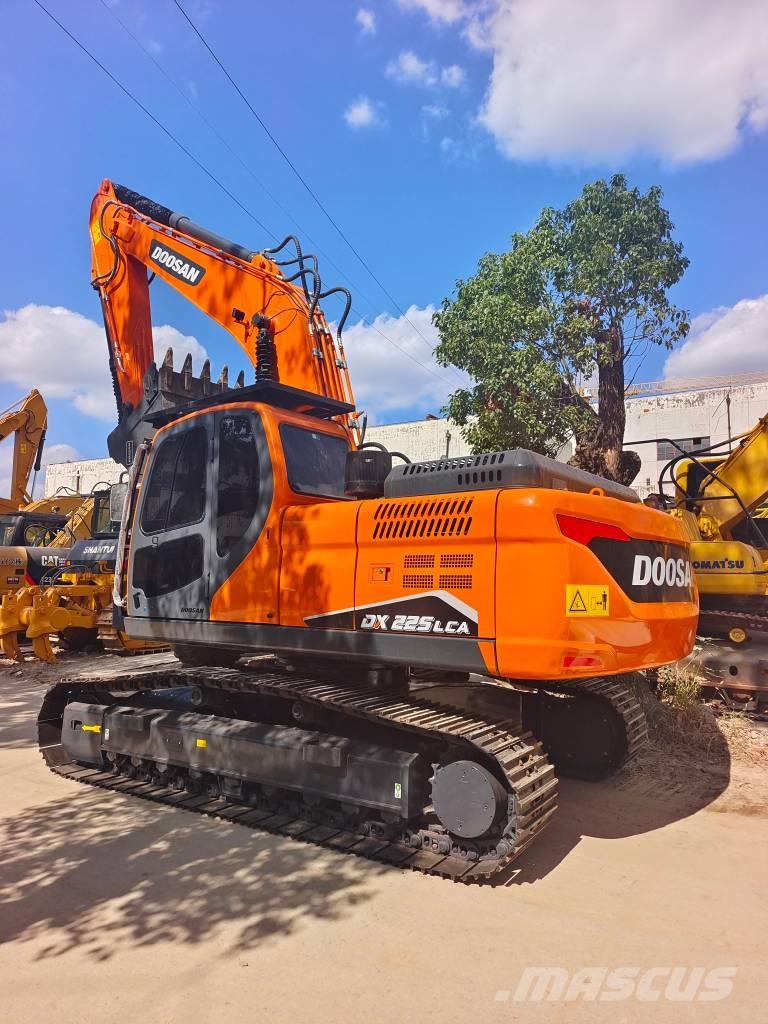 Doosan DX225 LC-9C Bagri goseničarji