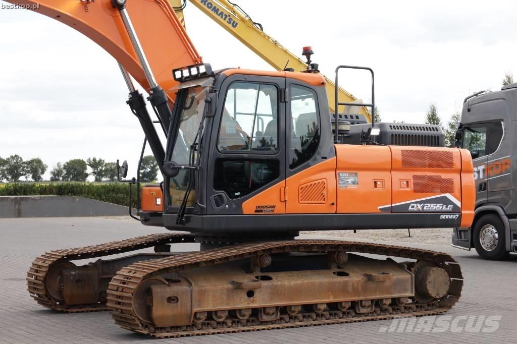 Doosan DX255LC-7 Bagri goseničarji