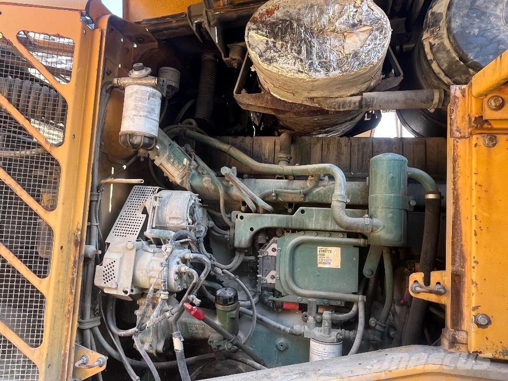 Volvo L180 E Kolesni nakladalci