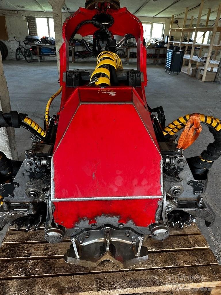 Komatsu C144 Glave za kombajne