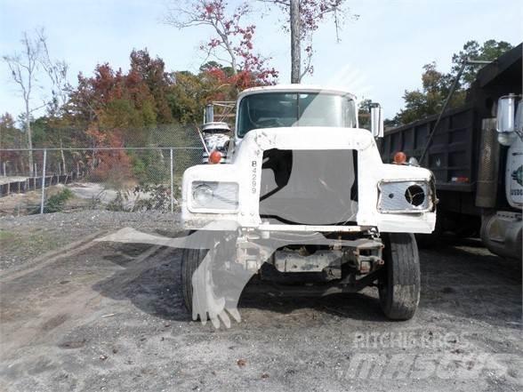 Mack RD600 Drugo