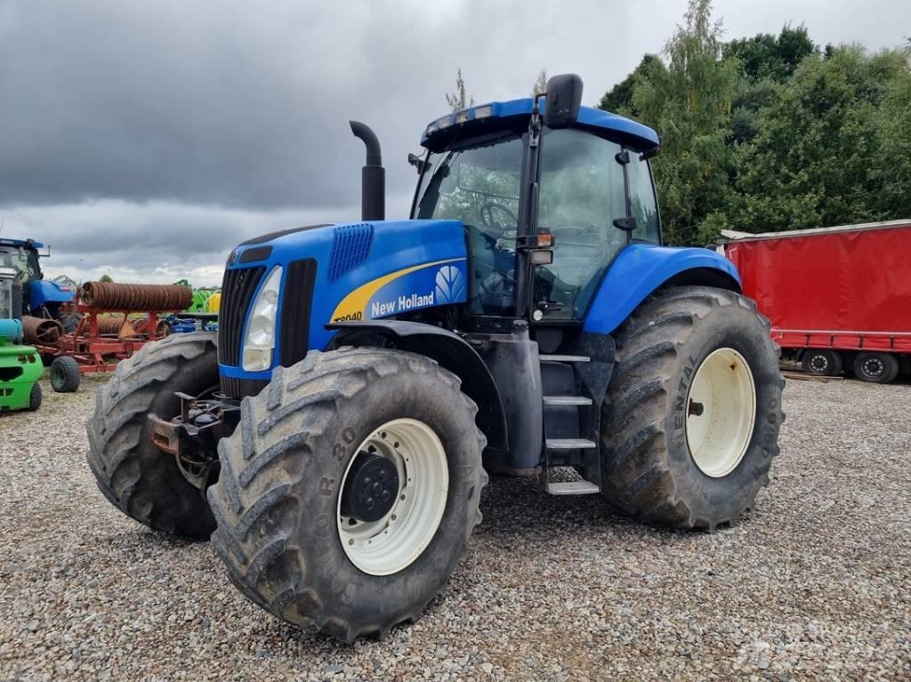 New Holland T 8040 Traktorji