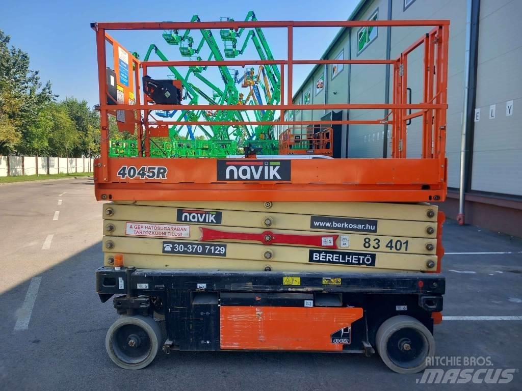 JLG 4045R Škarjaste dvižne ploščadi