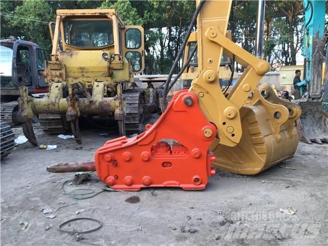 CAT 325 C Bagri goseničarji
