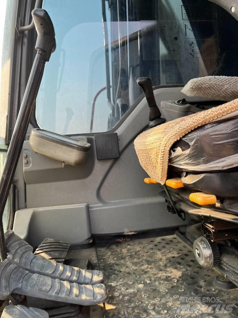 Volvo 290 Bagri goseničarji