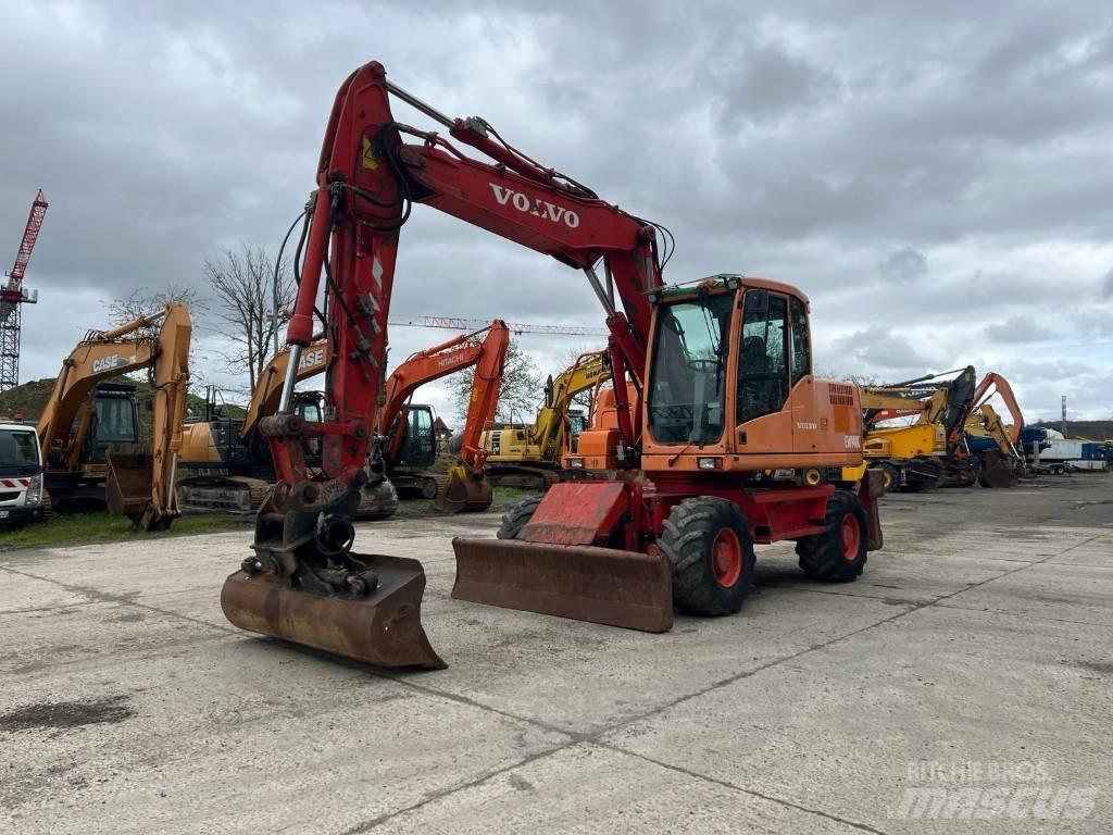 Volvo EW 140 Bagri na kolesih