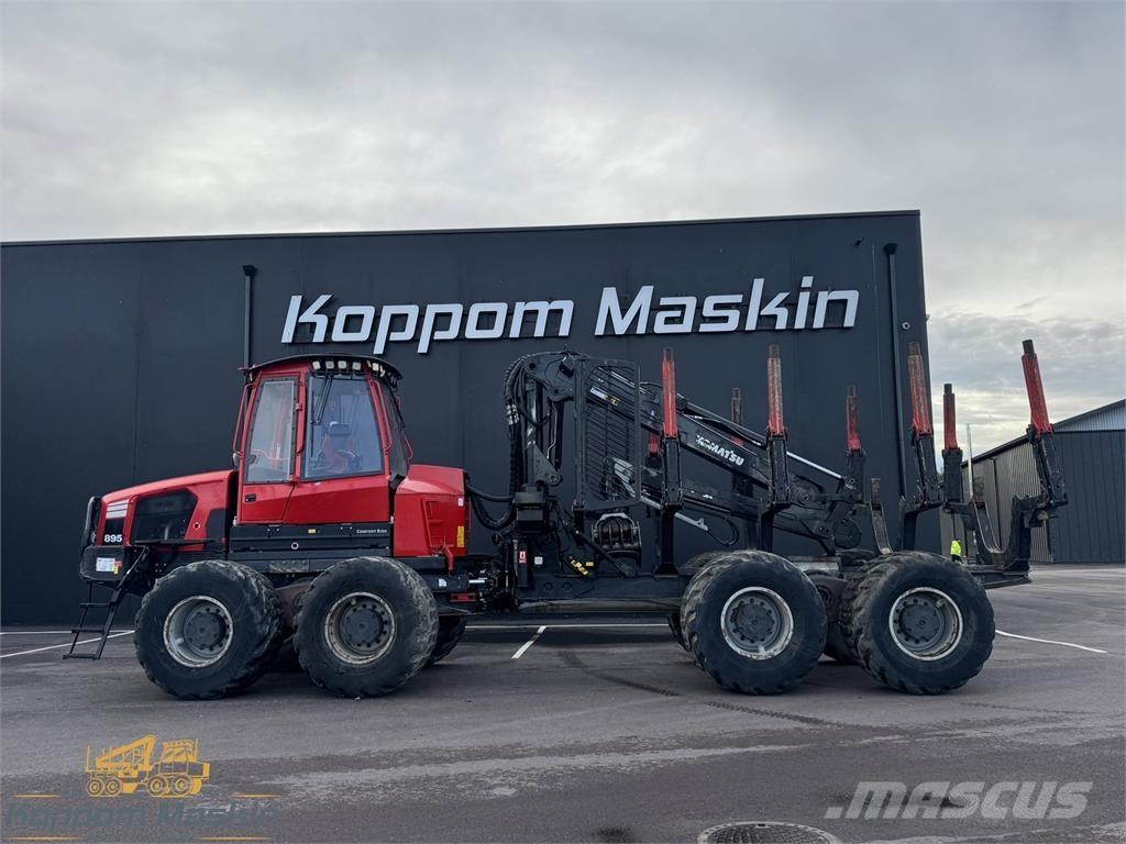 Komatsu 895 Forwarderji