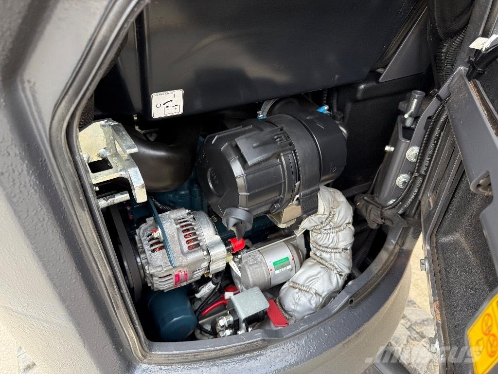 CASE CX 12 D Mini bagri <7t