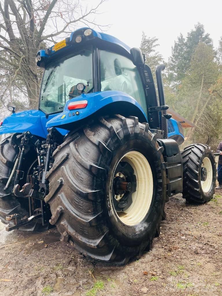 New Holland T 8.390 Traktorji
