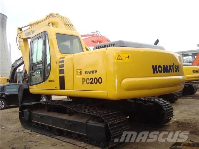 Komatsu PC 200 Bagri goseničarji