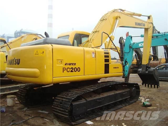 Komatsu PC 200 Bagri goseničarji