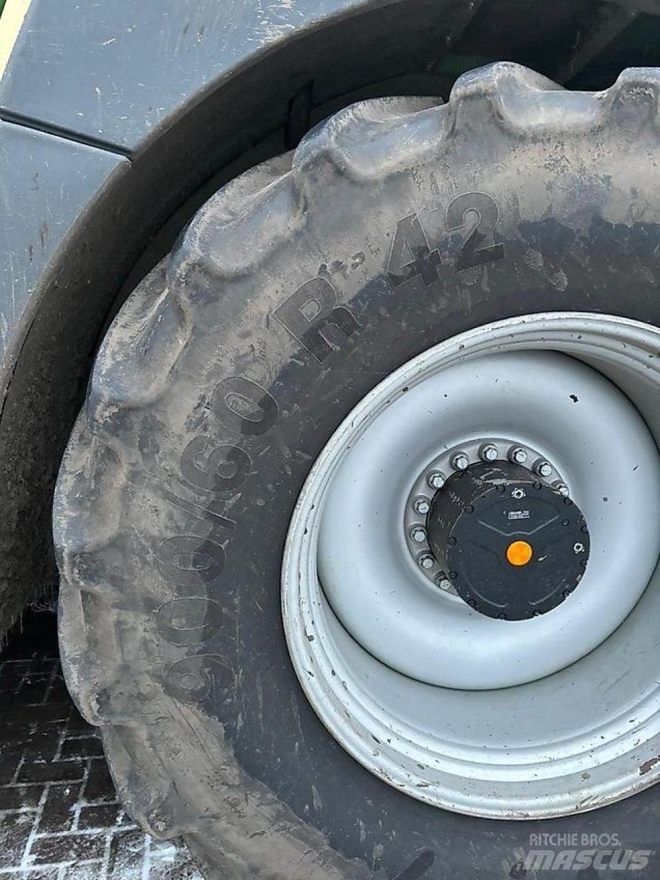 Krone Big X 630 Stroji za krmo na lastni pogon