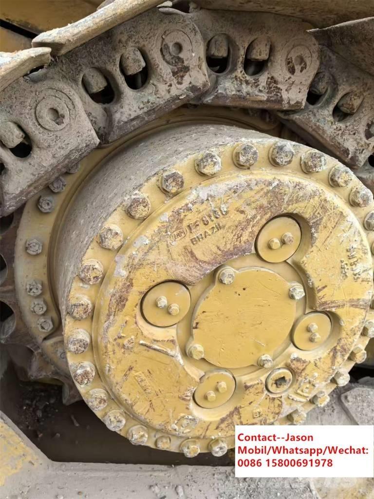 CAT D 8 T Buldožerji goseničarji