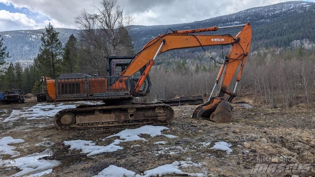 Hitachi EX 200 Bagri goseničarji