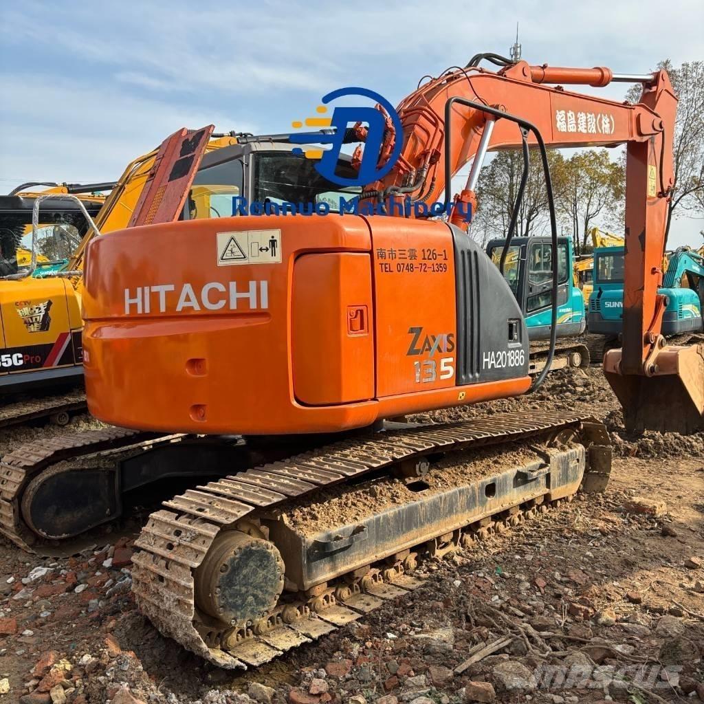 Hitachi ZX 135 US Bagri goseničarji