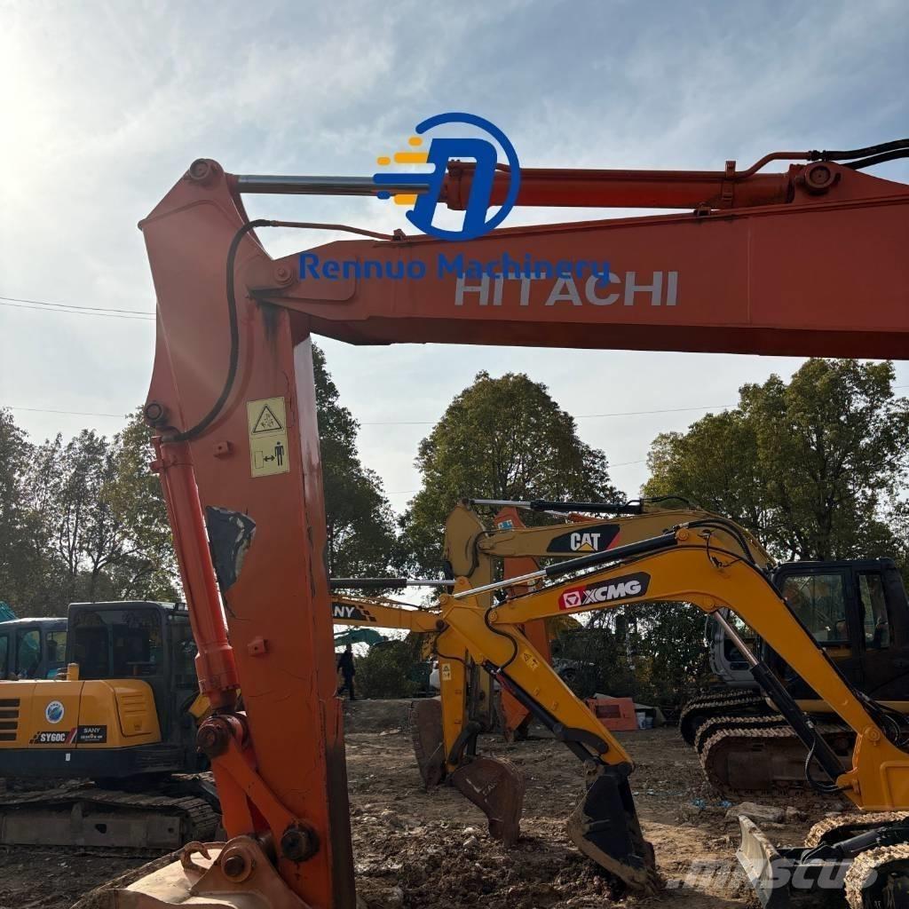 Hitachi ZX 135 US Bagri goseničarji