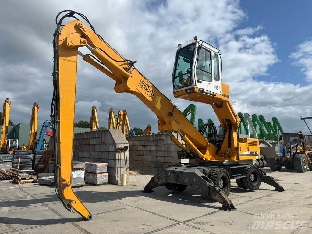 Liebherr A 904 Bagri za prekladanje primarnih/sekundarnih surovin