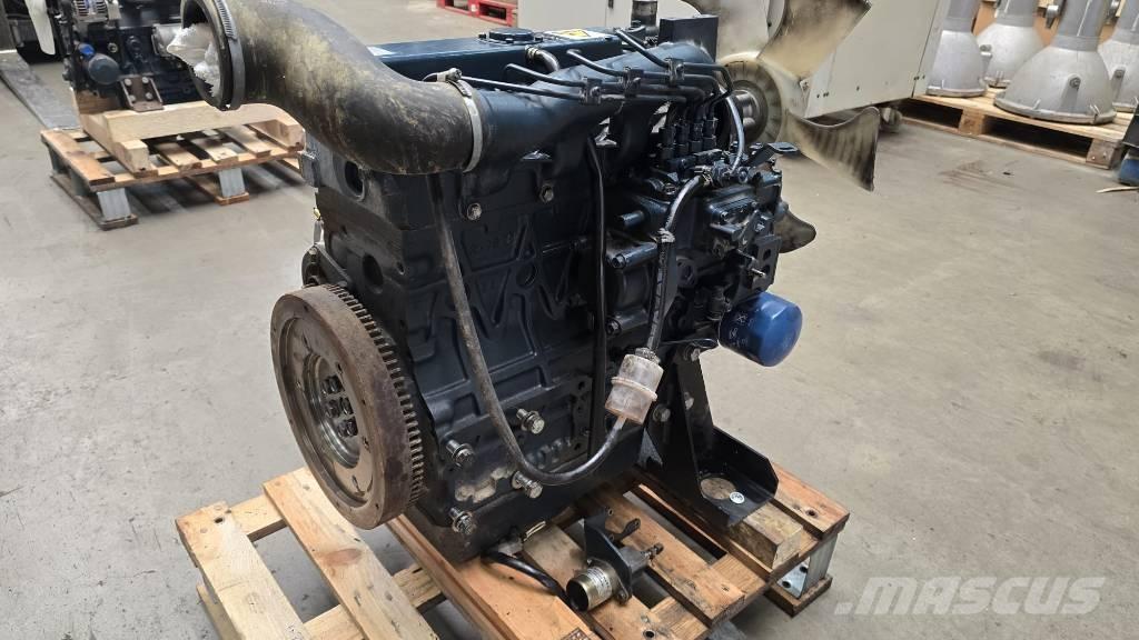 Kubota V 2203 Motorji
