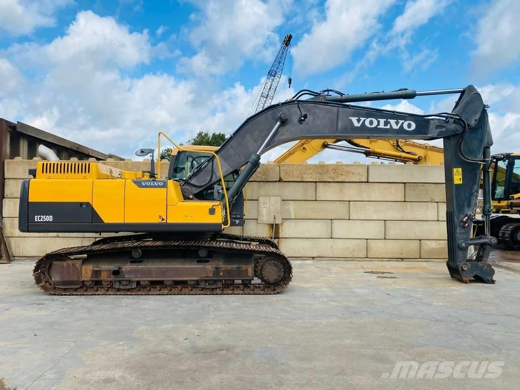 Volvo EC 250 D N L Bagri goseničarji