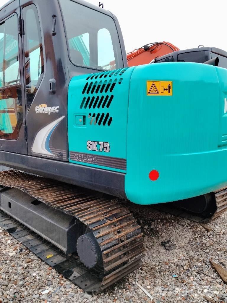 Kobelco SK 75 Bagri goseničarji