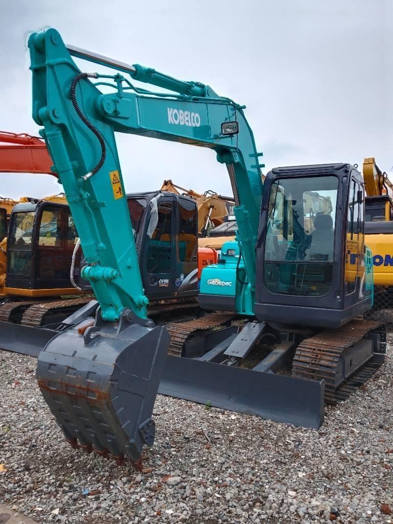 Kobelco SK 75 Bagri goseničarji