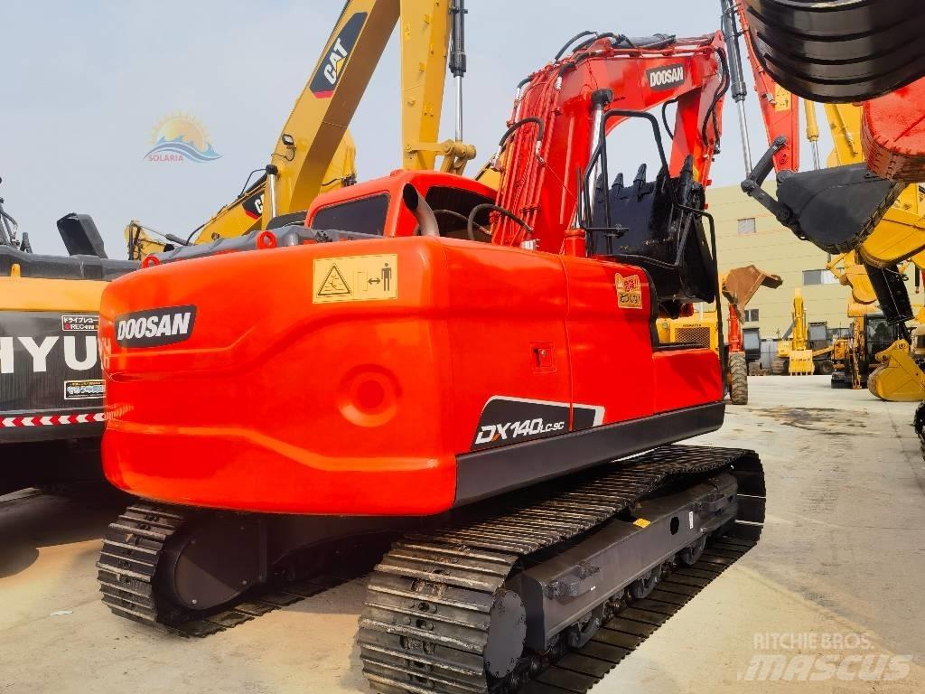 Doosan DX 140 LC Bagri goseničarji