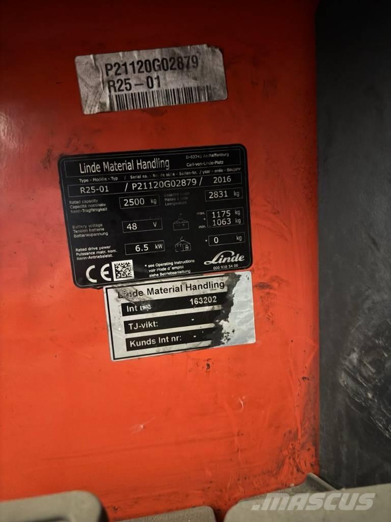 Linde R 25 Viličarji s pomičnim teleskopom