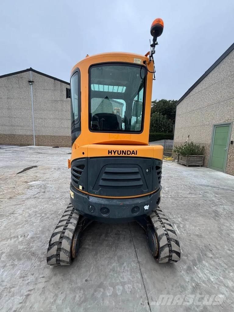 Hyundai R25Z Mini bagri <7t