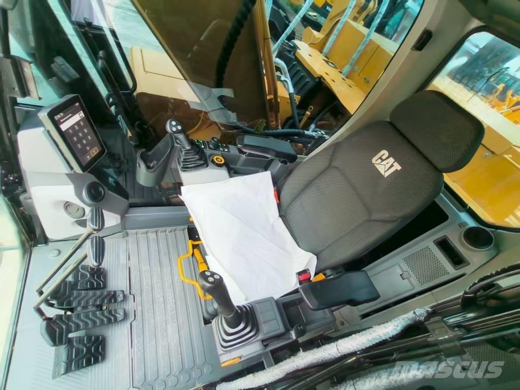 CAT 320 GC Bagri goseničarji