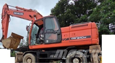 Doosan DX 210 W Bagri na kolesih