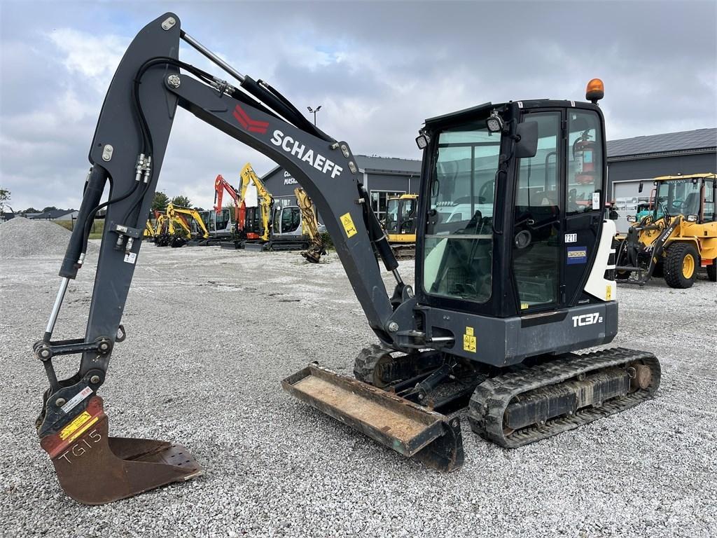 Schaeff TC 37-2 Mini bagri <7t