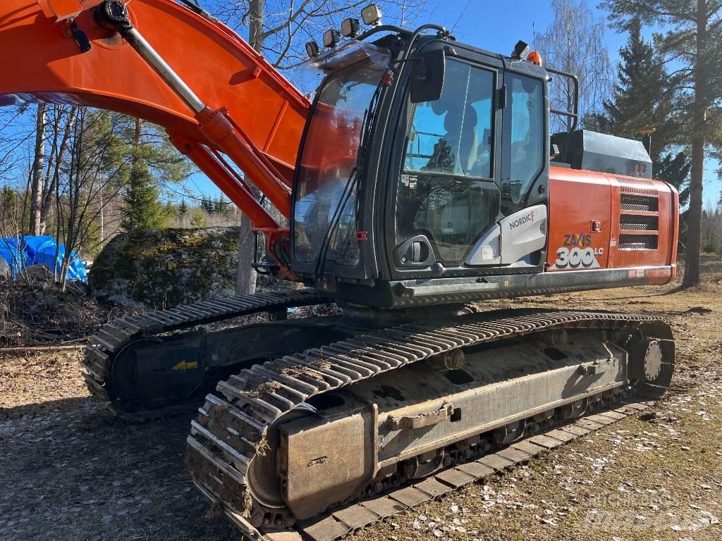 Hitachi ZX 300 LC-6 Bagri goseničarji