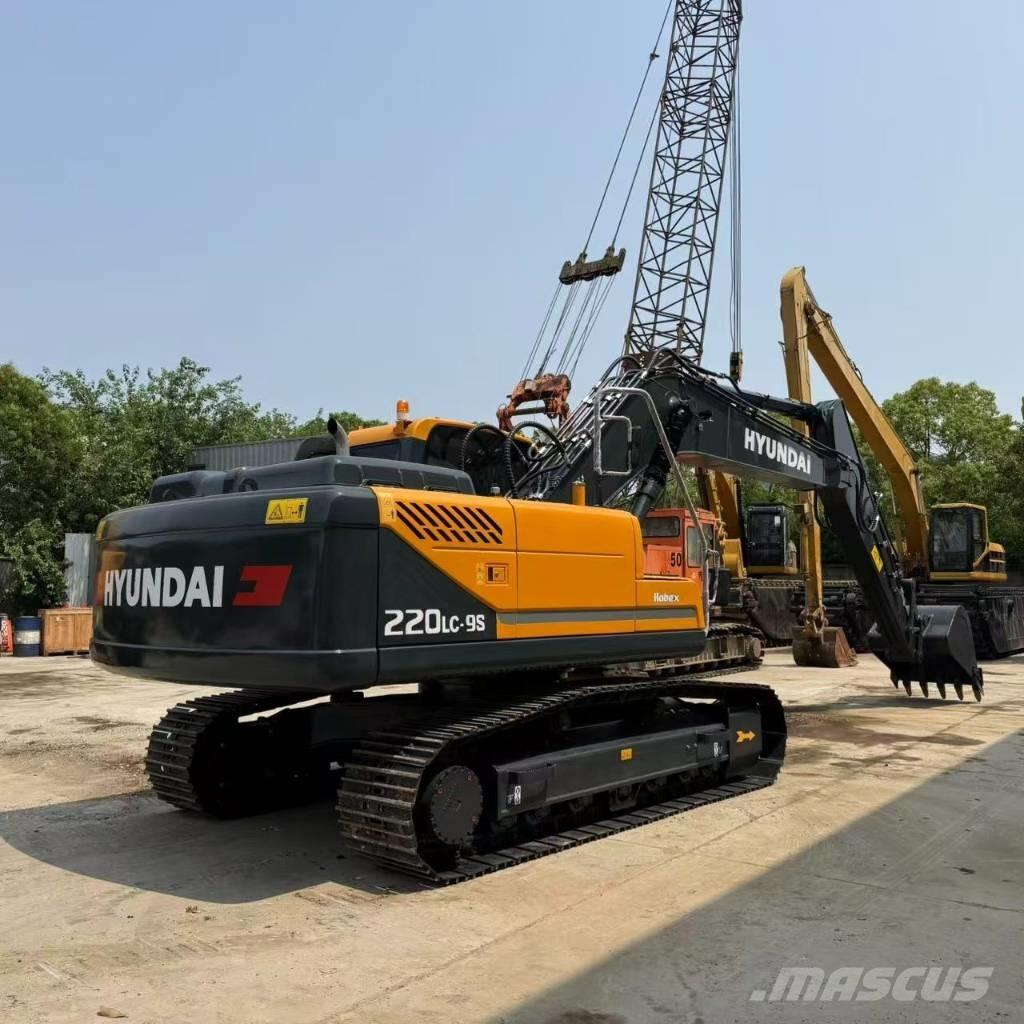 Hyundai R220LC-9S Midi bagri 7t – 12t