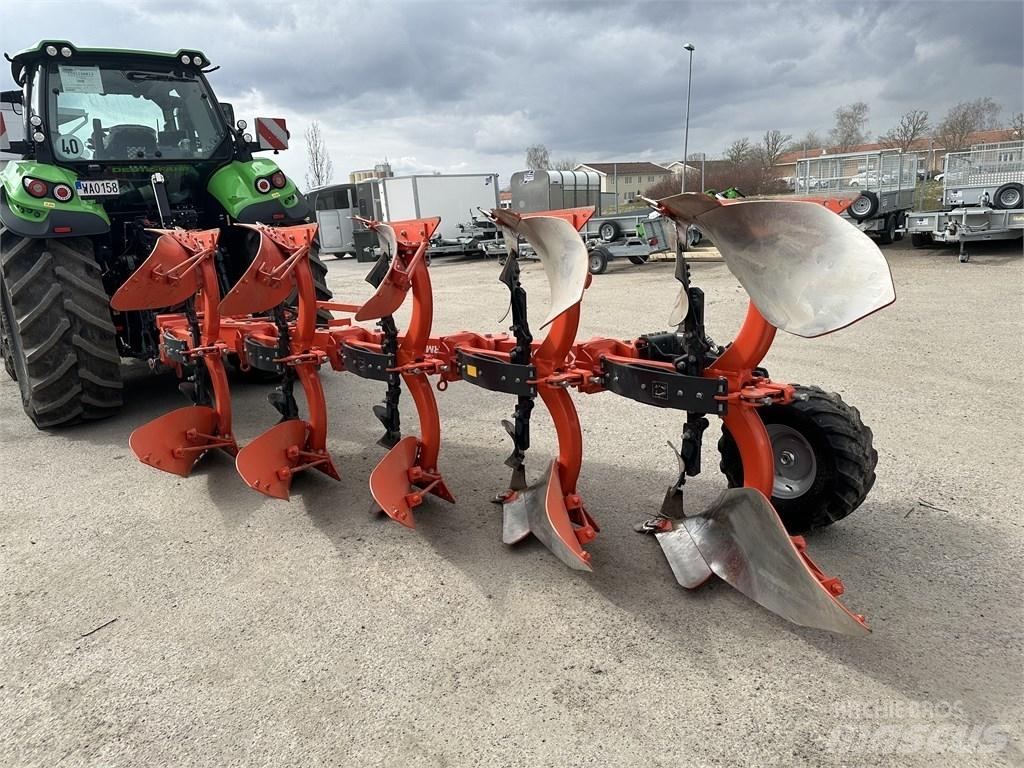 Kubota RV3005V Demo Obračalni plugi